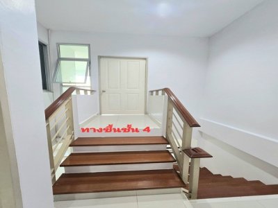 รหัสC7239 ให้เช่าทาน์โฮม 4ชั้น บ้านกลางเมืองบริติชทาวน์ ศรีนครินทร์ ศรีด่าน 24 ทำโฮมออฟฟิศได้ - รูปที่ 3