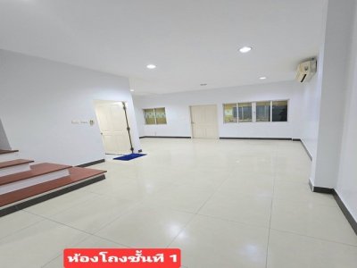 รหัสC7239 ให้เช่าทาน์โฮม 4ชั้น บ้านกลางเมืองบริติชทาวน์ ศรีนครินทร์ ศรีด่าน 24 ทำโฮมออฟฟิศได้ - รูปที่ 5