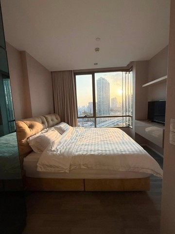The Room Sukhumvit 69 privacy security 15th floor BTS Phra Khanong