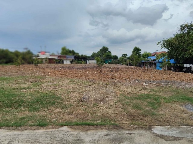 ขายที่ดินถมแล้ว 550 ตรว.ถนนเทพรักษ์ 48 ย่านวัชรพล สะพานใหม่ ใกล้ถนนใหญ่ ใกล้จุดขึ้นลงทางด่วน ใกล้ BTS สายหยุด
