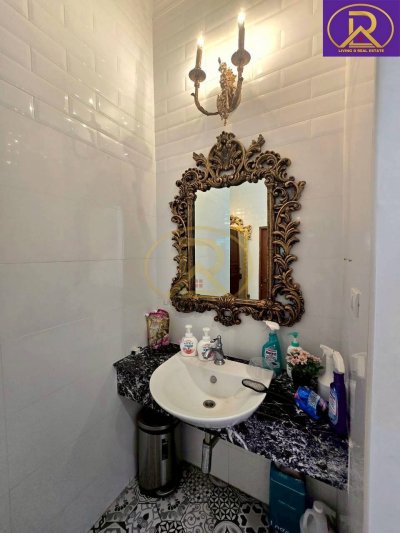 ขายบ้านสวยหรู เหมาะพักอาศัย หรือทำธุรกิจ ติดถนนพระยาสัจจา-คีรี ใกล้ตลาดไฟฟ้า  ต.เสม็ด อ.เมืองชลบุรี จ.ชลบุรี - รูปที่ 4