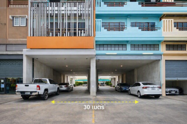 260825snako ให้เช่า อาคารพาณิชย์ MRTศรีแบริ่ง 300ม. บางนา-ลาซาล ศรีด่าน 13-19  อาคาร2คูหา ลึก30เมตร ให้เช่า  4.5ชั้น แม็คโคร ศรีนครินทร์ 48