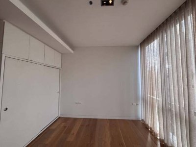 Spacious 3 Bedrooms Residence at Domus 16  2 Bathrooms Unfurnished  Prime Sukhumvit Location  For Rent - รูปที่ 4