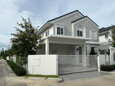 ขายบ้านเดี่ยว 2 ชั้น 62.2 ตร.ว. โครงการชัยพฤกษ์ บางนา กม.15 ใกล้ Central Village