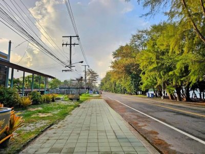 ขายรีสอร์ ติดหาดแม่รำพึง ติดชายหาด บ้านเพ จ.ระยอง พร้อมสิทธ์ทำกินหน้าชายหาด ขายราคาประเมิน - รูปที่ 4
