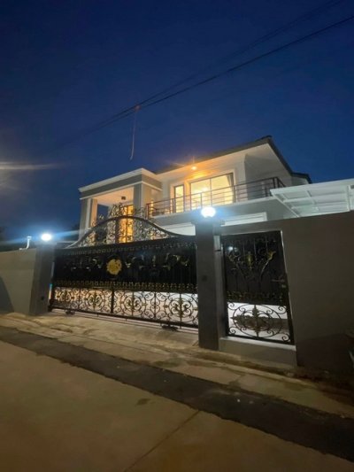 ให้เช่าบ้านเดี่ยว 2 ชั้น 330 ตรม. สุขุมวิท 77 (อ่อนนุช 46) พร้อมสระว่ายน้ำส่วนตัว เฟอร์ครบ พร้อมเข้าอยู่