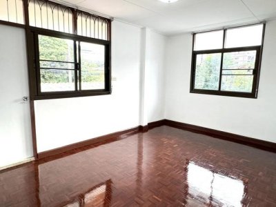 ให้เช่าบ้านเดี่ยว 2 ชั้น 405 ตร.ม. ซอยลาดพร้าว 48 หลังมุม ใกล้ MRT ภาวนา - รูปที่ 6