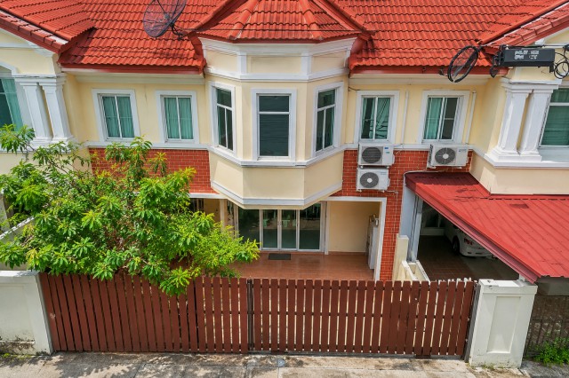 บางนาให้เช่าบ้านเดี่ยว2ชั้น3นอน2น้ำใกล้เมกาบางนา 1.7 กม. 24ตร.ว.86ตร.ม.เหมาะสำหรับอยู่อาศัยและลงทุน เดินทางสะดวกบนถนนบางนาตราด