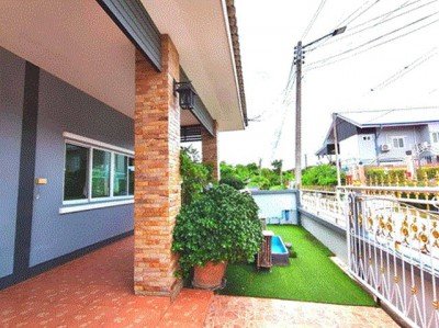 ขายบ้านเดี่ยวสวยใกล้อมตะนครชลบุรี  บ้านสวยใกล้อมตะนคร ลดทันที 100,000 บาท! จาก 2.59 ล้าน เหลือเพียง 2.49 ล้านบาท - รูปที่ 2