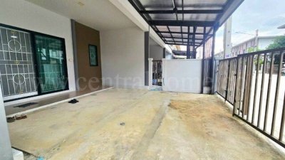 ทาวน์โฮม 2 ชั้น ภัทรไพรเวท 2 เฟส 3 หลังมุม ต้นโครงการ บ้านใหม่เหมือนมือ 1 - รูปที่ 2