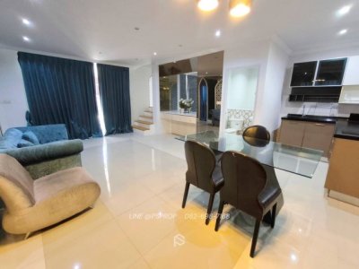 บ้านเช่าบางเเสน ใกล้ ถนนสุขุมวิท โครงการ วิลล่า มารอค บางแสน ตลาดหนองมน แหลมทอง บางแสน และ มหาวิทยาลัยบูรพาสิ่งอำนวยความสะดวกHR0074 - รูปที่ 3