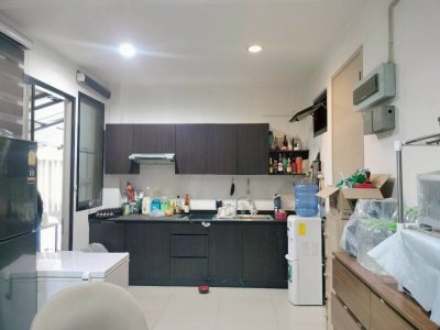 🎈ให้เช่า 🏡บ้านเดี่ยว 2 ชั้น ครึ่ง เนื้อที่ 67 ตร.ว.  หมู่บ้าน เอโทล มัลดีฟส์ บีช หนามแดง-บางพลี 5 ห้องนอน 3 ห้องน้ำ พื้นที่ใช้สอยเยอะมาก🎈 👉ต่อเติมบิ้วท์อินน์ สามารถทำเป็นออฟฟิศได้ - รูปที่ 8