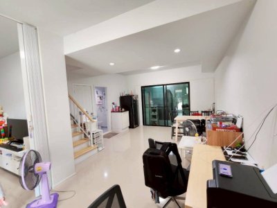 ขายทาวน์โฮมเดอะคัลเลอร์ส รามอินทรา-หทัยราษฎร์ คลองสามวา กรุงเทพ - รูปที่ 2