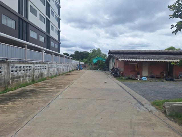 ขายที่ดินเปล่า 99 ตรว. ใกล้สถานีรถไฟฟ้าหลักหก, โรงเรียนสายปัญญารังสิต