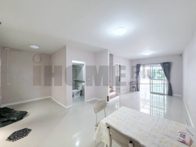 หมู่บ้าน ล ลิ ล ทาวน์ ไล โอ รังสิต คลอง 2 หลังมุม ถนนเมนท์  lalin town รังสิต คลอง 2 - รูปที่ 3