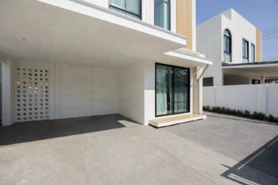 บ้านสวย ขายเพียง 4.5 ล้าน #โซนหางดง #สันผักหวาน บ้าน 2 ชั้น #สไตล์โมเดิร์น #หิ้วกระเป๋าเข้าอยู่ได้เลย #เฟอร์นิเจอร์และเครื่องใช้ไฟฟ้าครบ - รูปที่ 8