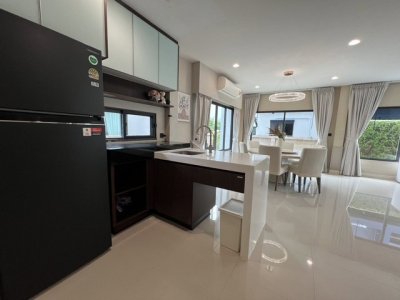 รหัสC7288 บ้านตกแต่งสวยพร้อมอยู่ บ้านเดี่ยว 2ชั้น หมู่บ้านเศรษฐสิริ กรุงเทพกรีฑา ตกแต่งพร้อมเข้าอยู่ - รูปที่ 4