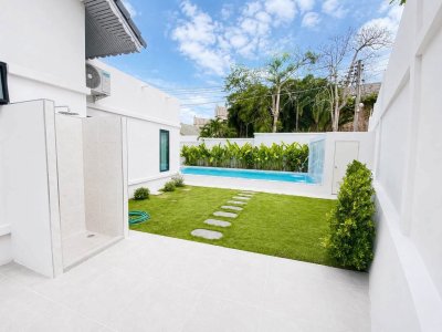 ขายบ้านเดี่ยว Pool Villa ซอยเขาน้อย & เนินพลับหวาน เมืองพัทยา - รูปที่ 3