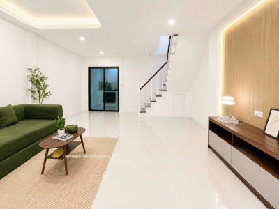 IN-169 ขายทาวน์โฮม 2 ชั้น ปากเกร็ด วิลเลจ บ้านมือสองตกแต่งใหม่ เนื้อที่ 20 ตรว 3นอน 2น้ำ ใกล้ห้าแยกปากเกร็ด - รูปที่ 3