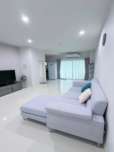 ให้เช่าทาวน์โฮม 3 ชั้น 152 ตร.ม. บ้านกลางเมือง วัชรพล ถนนสุขาภิบาล 5 ใกล้ตลาดออเงิน - รูปที่ 3