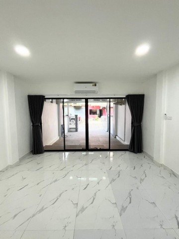 T26-654 ให้เช่า ทาวน์เฮ้าส์ - ชั้นที่ 1 25000 บาทต่อเดือน 1 ตร.วา - รูปที่ 2