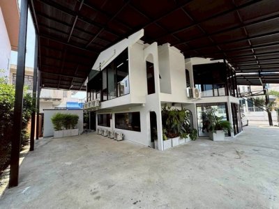 KO1109 ให้เช่า บ้าน อาคาร 2 ชั้นหลังมุม 100 ตรว. ย่านลาดพร้าว - สุทธิสาร 120000 บาทต่อเดือน 1 งาน 100 ตร.วา ชั้นทั้งหมด 2 ชั้น - รูปที่ 4