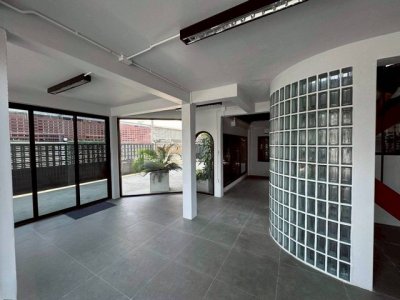KO1109 ให้เช่า บ้าน อาคาร 2 ชั้นหลังมุม 100 ตรว. ย่านลาดพร้าว - สุทธิสาร 120000 บาทต่อเดือน 1 งาน 100 ตร.วา ชั้นทั้งหมด 2 ชั้น - รูปที่ 6