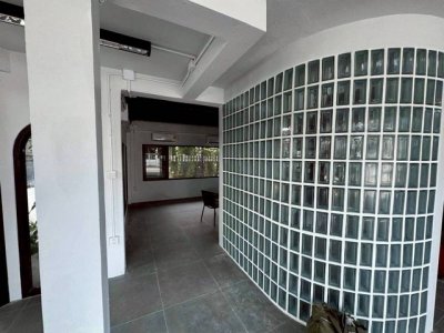KO1109 ให้เช่า บ้าน อาคาร 2 ชั้นหลังมุม 100 ตรว. ย่านลาดพร้าว - สุทธิสาร 120000 บาทต่อเดือน 1 งาน 100 ตร.วา ชั้นทั้งหมด 2 ชั้น - รูปที่ 3