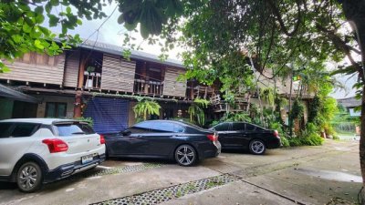 โรงแรมขนาดเล็กใกล้สนามบินน่าน ให้เช่า สัญญายาวได้ทำเลดี ติดถนนไม่เข้าซอย - รูปที่ 3
