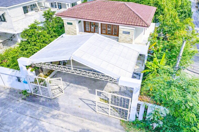 เฉลิมพระเกียรติ ร.9  59-67 บ้านเดี่ยวให้เช่า 2 ชั้น 4 นอน 5 น้ำ 70 ตร.ว. ติดPan-Asia Inter Sch  4 นอน ตลาดราชพฤกษ์ 290 ม.