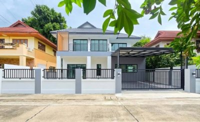ศศิวัลย์ ดอนเมือง  สรงประภา 30  บ้านพื้นที่ใหญ่ในทำเลดอนเมือง รีโนเวทใหม่พร้อมอยู่ และเดินทางสะดวก
