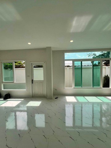 เพอร์เฟคมาสเตอร์พีซ รัตนาธิเบศร์   หลังมุม   ทำเลการเดินทาง และสิ่งอำนวยความสะดวก - รูปที่ 7