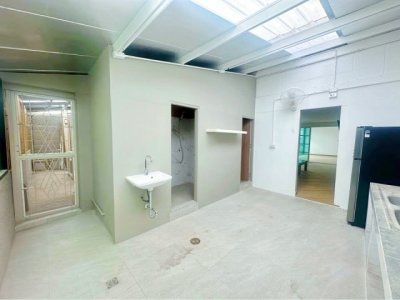 บ้านสไตล์ Modern Minimal ม.นักกีฬา ซ.42-52  ตลาดการเคหะกรุงเทพกรีฑา 1.2 กม. 3 นอน 2 น้ำ 180-200 ตร.ม - รูปที่ 5