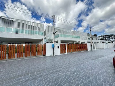 Pool Villa บ้านเช่าพร้อมสระว่ายน้ำส่วนตัว สไตล์ Luxury (ว่าง 2 หลัง)
