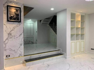 ขายบ้านแฝด 3 ชั้น ไอริส เรสซิเดนซ์ ประดิษฐ์มนูธรรม IRIS Residence ถนนลาดพร้าว 71 หน้าบ้านติดสวน วิวดี ใกล้เลียบด่วน - รูปที่ 2