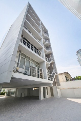 นราธิวาสฯ-สาทร อาคารสำนักงาน 7 ชั้นเช่า  พร้อมลิฟต์ 7นอน ราชมงคลกรุงเทพ 350ม.14น้ำ ใกล้ตลาดสวนพลู 600ม.1,285 ตร.ม.