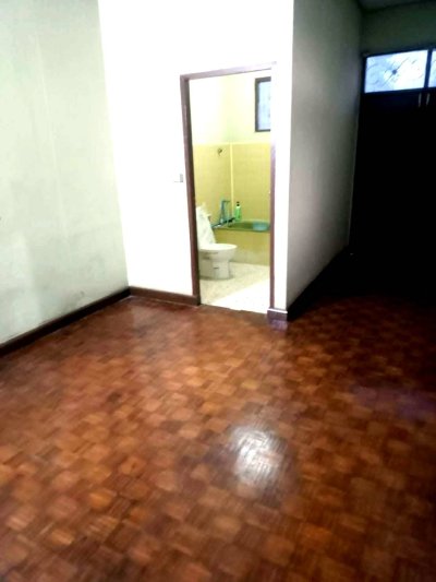 ขายบ้านพร้อมที่ดิน 1 ไร่ ทำเลดี อ.พระพุทธบาท จ.สระบุรี - รูปที่ 6