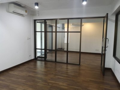 ให้เช่าอาคารสำนักงาน 4.5 ชั้น Stand Alone 675 ตรม. ซอยอ่อนนุช 70/1 มีลิฟต์ขนสินค้า ใกล้พัฒนาการ และ รถไฟฟ้าศรีนุช - รูปที่ 4