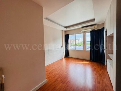 ทาวน์โฮม 2 ชั้น วิสต้า ปาร์ค สาทร - ปิ่นเกล้า หลังริม หลังเดียวในโครงการที่มีพื้นที่ข้างบ้าน - รูปที่ 6