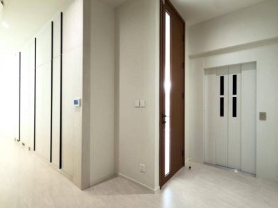 HS 2037 ขายบ้านเดี่ยว 3 ชั้น  Noble Terra พระราม9 เอกมัย เลียบด่วนเอกมัยรามอินทรา บ้านสร้างใหม่ พร้อมลิฟท์ ตกแต่งพร้อมอยู่ - รูปที่ 5