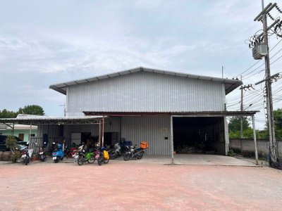 ให้เช่าโกดังที่ดิน 1 งาน โกดัง 225 ตรม. ใกล้ถนนข้าวหลาม  อำเภอเมืองชลบุรี