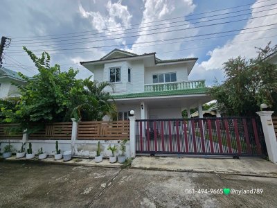 ขายบ้านสวย 2 ชั้น ใกล้แยก จปร. เพียง 1.2 กม. บ้านหลังใหญ่ ห้องเยอะ เหมาะมากสำหรับ ครอบครัวใหญ่ แถมเฟอร์นิเจอร์และเครื่องใช้หลายรายการ - รูปที่ 2
