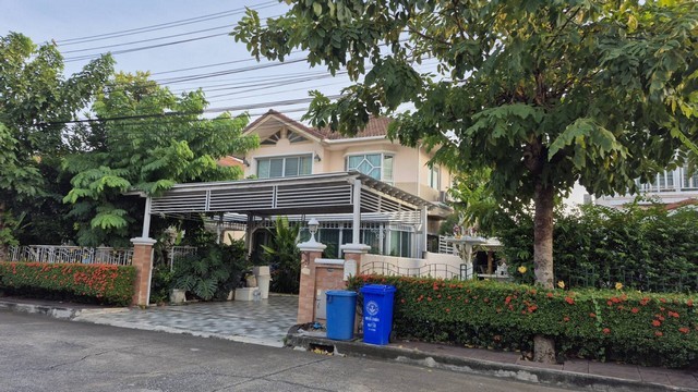 ขายบ้าน ม.ศุภาลัยวิลล์  (เลียบคลองถนน) ถนนวงแหวนรัตนาธิเบศร์ พร้อมเฟอร์นิเจอร์
