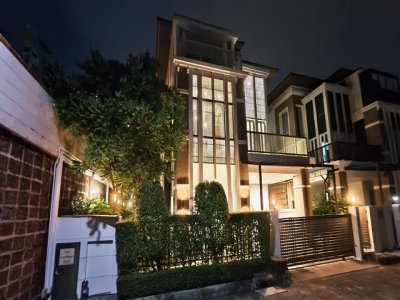 ให้เช่าบ้านเดี่ยว 3 ชั้น 310 ตรม. บ้านกลางกรุง เดอะนีซ รัชวิภา ตกแต่งเฟอร์ครบ ใกล้บองมาร์เช่ ใกล้ ม.เกษตร