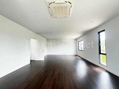 ขายบ้านหรุ โครงการ Setthasiri วงแหวน - จตุโชติ  บ้านหลังมุม ตรงข้ามสวนโครงการ - รูปที่ 4