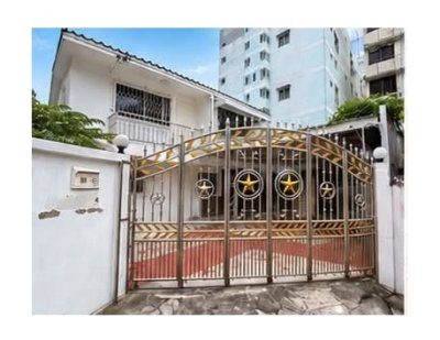 ให้เช่าบ้านเดี่ยว 2 ชั้น 3 ห้องนอน ลาดพร้าว 132 เข้าทางลาดพร้าว 130 และรามคำแหง 81 ได้ ใกล้เดอะมอลล์บางกะปิ