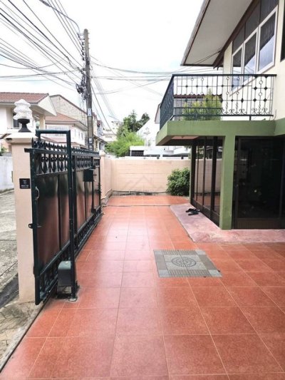 T26-092  ให้เช่า บ้าน - ห้องนอน 4 ห้อง ห้องน้ำ 3 ห้อง 30000 บาทต่อเดือน ใกล้กับ - - รูปที่ 2