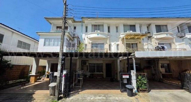 ทาวน์โฮม 3 ชั้น 21.9 ตร.ว. ศุภาลัย วิลล์ เอกมัย - รามอินทรา ทำเลดีมาก ราคาถูก