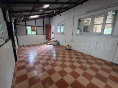บ้านเดี่ยว 2 ชั้น พร้อมที่ดิน 245.4 ตร.วา ซอยบางกร่าง 62 ติดถนนราชพฤกษ์ ราคาดี - รูปที่ 4