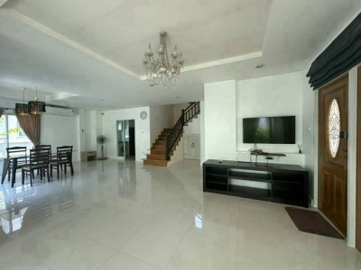 ให้เช่าบ้านเดี่ยว บูลเลอวาร์ด ศรีราชา บ้านพร้อมอยู่เนื้อที่เยอะ 3 นอน TP-H2484 - รูปที่ 5